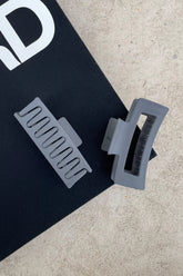 Mika Claw Clip - Grey